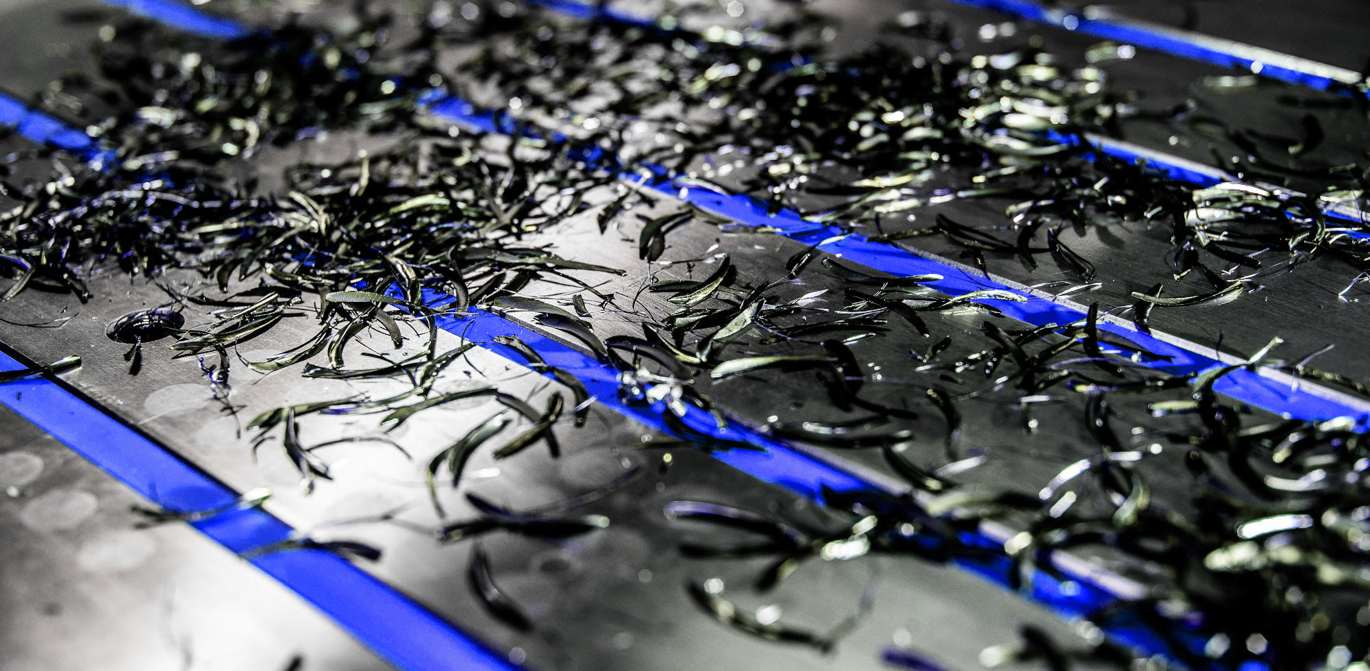 MILL-T-SLOT-COVER-CHIPS